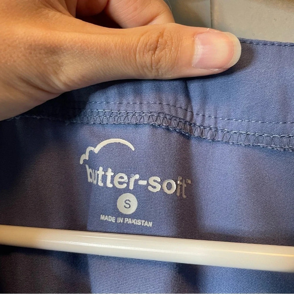 Butter soft slate blue scrub top women’s size small - Picture 3 of 6